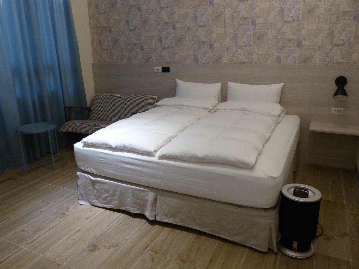 Kla B&B Kaohsiung Bagian luar foto